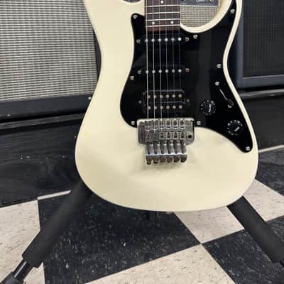 Fernandes Strat w/ Locking Tremolo image 3
