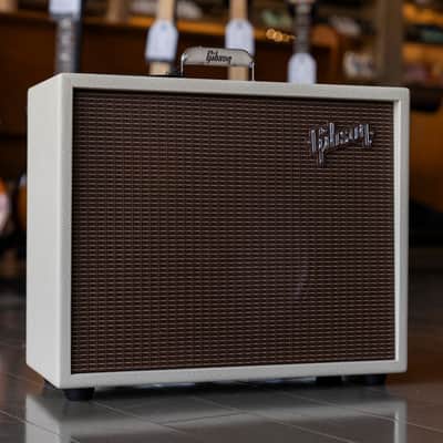 Gibson Falcon 20 1x12" Guitar Combo Amplifier - Cream w/ Oxblood Grille image 1