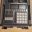 Native Instruments Maschine Plus 2020 - Present - Black
