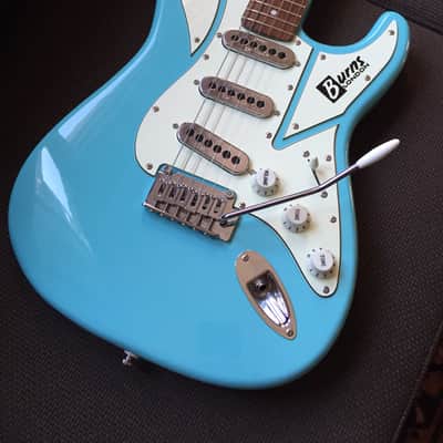 Burns Cobra Blue image 5
