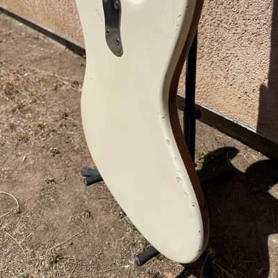 Mosrite Ventures Bass 1966 - Refinished image 20