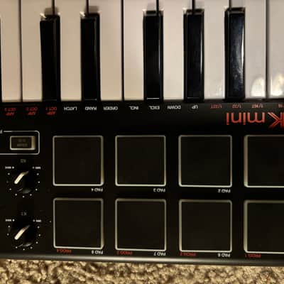 Akai MPK Mini MKII 25-Key MIDI Controller image 4