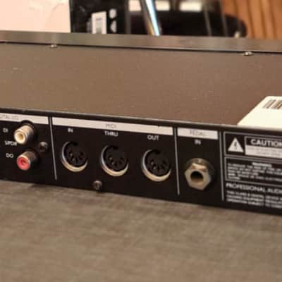 TC ELECTRONIC M-ONE DUAL EFFECTS PROCESSOR RACK UNIT image 2