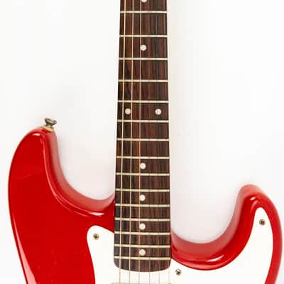 Squier Affinity Series Stratocaster – 22-Fret Rosewood Fretboard – 1997–2000 – Torino Red – Used; Good Condition image 23