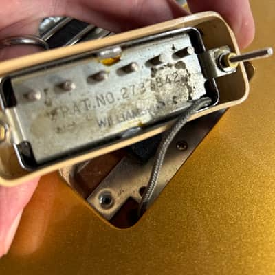 Gibson Deluxe 1978 - Gold top image 9