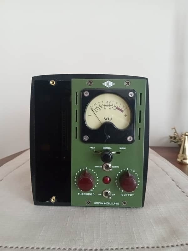 Acme Opticom XLA-500 2010s - Green image 1