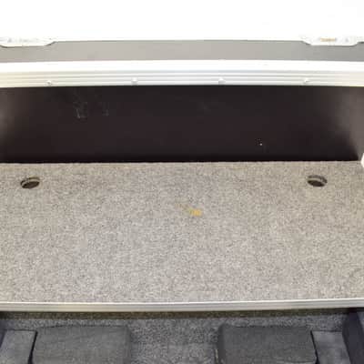 Odyssey FZGSMIXDECKGT Numark Mixdeck / Mixdeck Quad Flight Case with Glide Tray and Platform & Wheels image 3