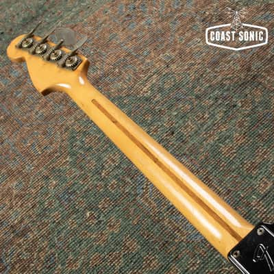 1977 Fender Mustang Bass, made in USA, sunburst, with original hard case image 14
