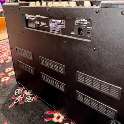 Vox Valvetronix VT120+ 120-Watt 2x12 Modeling Guitar Combo - used image 4