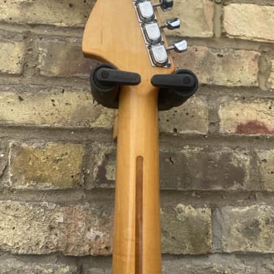 Fender Stratocaster 1975 - 3 Tone Sunburst image 13