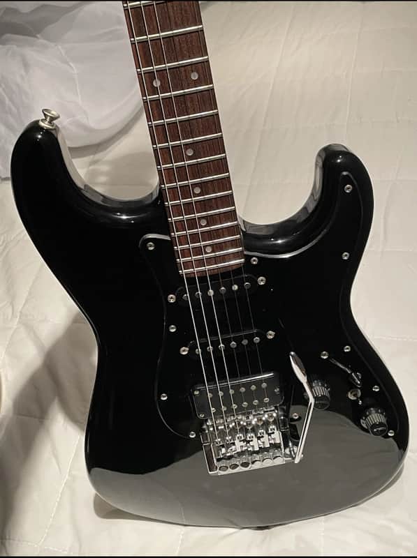 Fender Contemporary Series Stratocaster Deluxe HSS 1985 - 1987 - Black image 1