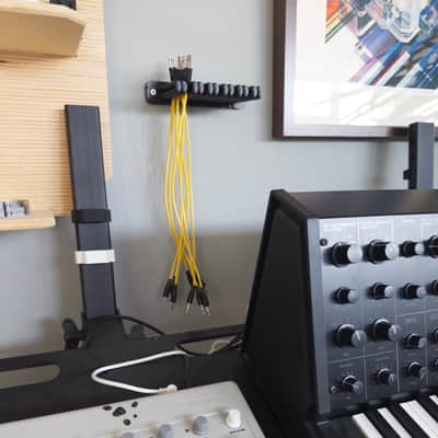 Patch Cable Holder - wall mounted - 15 cm image 5