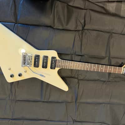 Gibson Explorer 1984 - White image 2