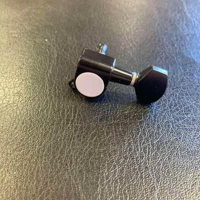 6 In-Line Die Cast Tuning Machines Black image 2