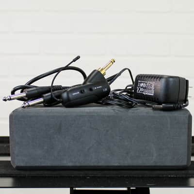 Preowned Samson Airline 77 Guitar Wireless System image 2