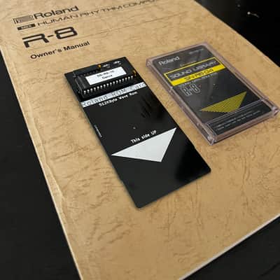 Roland R8 Mk1 + Electronic & Dance Cards image 4
