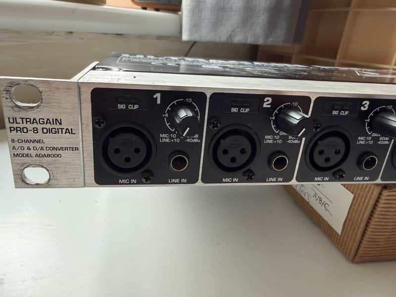 BEHRINGER　ADA8000　ULTRAGAIN PRO-8　動作品 Behringer ADA8000 Ultragain PRO-8 Digital 8-Channel A/D & D/A