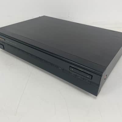Marantz ST-40L Stereo Tuner image 5