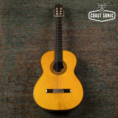 1980 Takamine No30 Classical Guitar made in Japan w/hardcase image 2