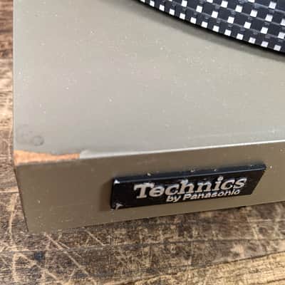 Technics SL-23 Semi-Automatic Turntable For Local Pick Up in Milwaukee, WI image 4