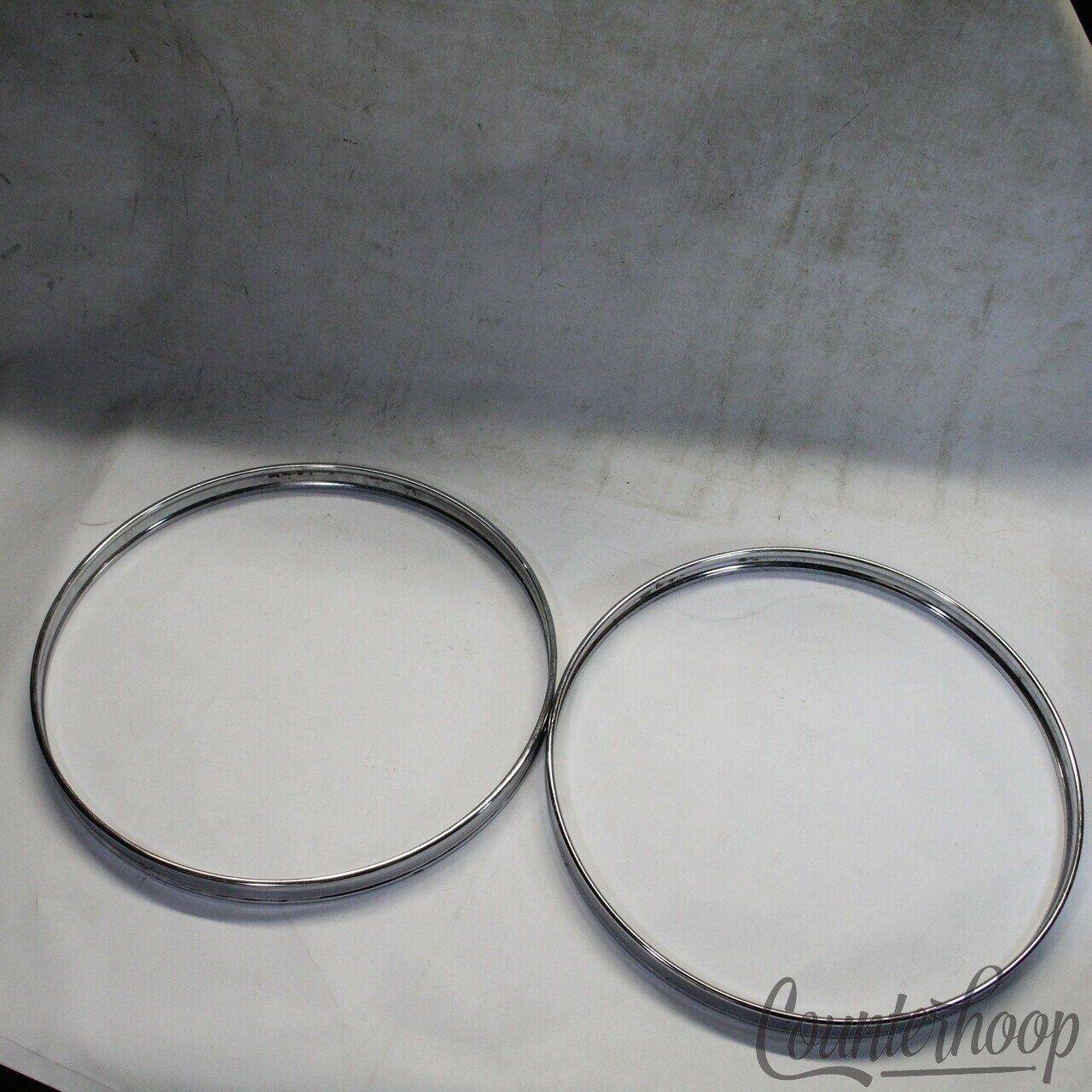 Pearl 2x 22" Bass Drum Hoops Steel Metal Rims Vintage 70s Batter/Resonant Japan — main photograph