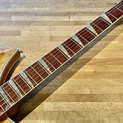 Rickenbacker  381V69 1998 - Mapleglo + Case image 3