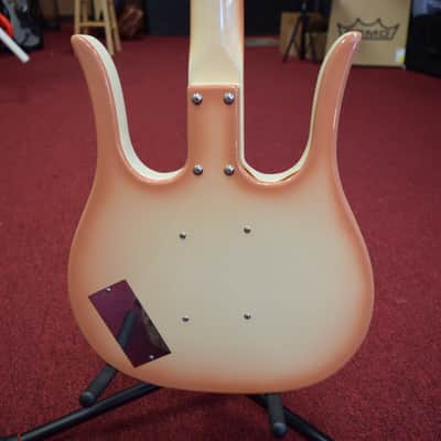 Danelectro Longhorn Short Scale 4 string Bass Made in Korea 90s Copperburst image 13