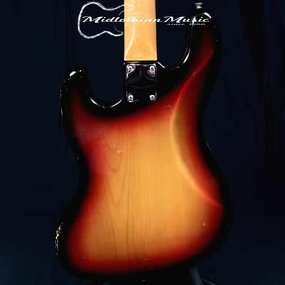 Fender 1966 Vintage USA 4-String Jazz Bass - Sunburst Gloss Finish w/Case USED image 6