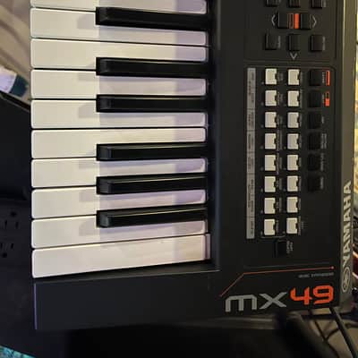Yamaha MX49 Synthesizer 2016 - Present - Black image 4