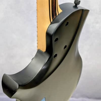 AK Custom Guitars PHSTS 6 2024 - Blue Smokeburst image 11