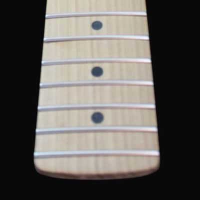 ROASTED MAPLE STRATOCASTER NECK image 3