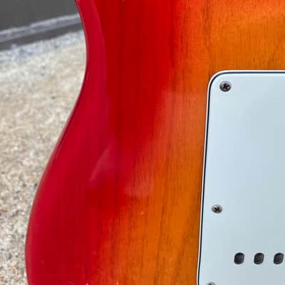 Fender Stratocaster Cherry Burst 1982 image 8