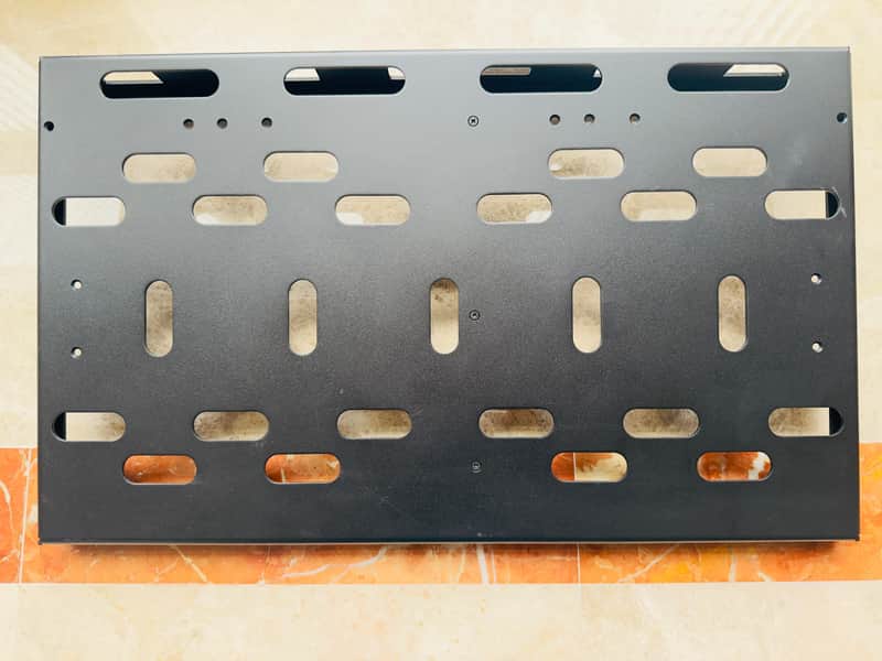 Voodoo Lab Dingbat Medium Pedalboard with Case and Dingus image 1