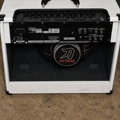 Boss Katana-100 MkII 100-Watt 1x12" Digital Modeling Guitar Combo 2019 - 2023 white image 2