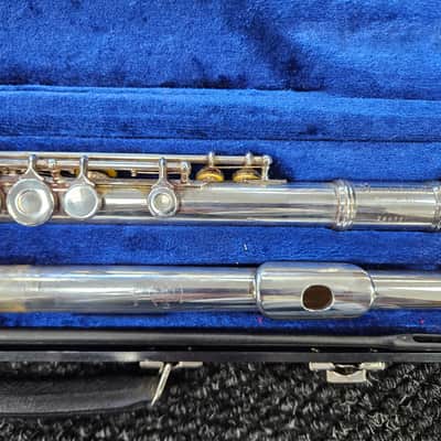 Gemeinhardt 2SH Conservatory Student Flute w/ Solid Sterling Silver Head Joint image 2