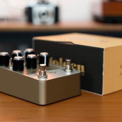 Universal Audio UAFX Reverberator - Gold image 3