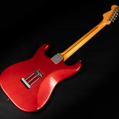 2005 Fender Artist Series Eric Johnson Signature Stratocaster with Maple Fretboard - Candy Apple Red | USA First Production Year Collector's Condition Quartersawn Maple Neck 3.38kg | OHSC image 12