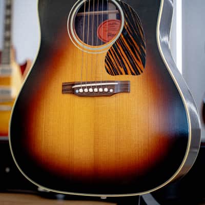 Gibson Acoustic Custom Shop 1942 Banner Southern Jumbo image 7