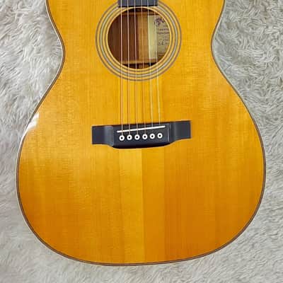 2005 Martin OMC-28 Lawrence Juber Signature Model acoustic guitar with case image 3