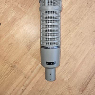 Electro-Voice RE20 Cardioid Dynamic Microphone 1968 - Present - Gray image 4