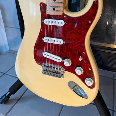 Fender Stratocaster 1979 - Olympic White image 3