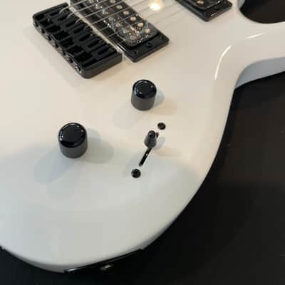 Harley Benton R-457MN WH 7-String High Gloss White 2025 image 5