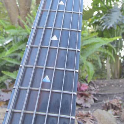 Peavey TL-6 Neck Thru  Red image 16