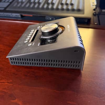 Universal Audio Apollo Twin DUO MKII Thunderbolt Audio Interface 2019 - Present - Dark Grey image 2