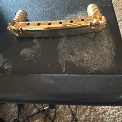 Unknown gold stop tail piece 2000’s - gold image 1