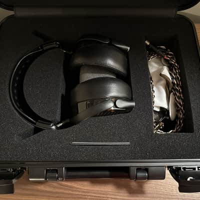 Audeze LCD-5 Open-Back Planar Magnetic Over-Ear Audiophile Headphones image 11