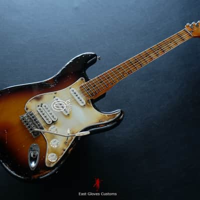 Fender Stratocaster SSH Sunburst / Pelham Blue Heavy Aged Relic by East Gloves Customs image 11