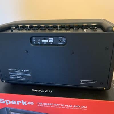 Positive Grid Spark 40 40-Watt 2x4" Modeling Guitar Combo 2020 - 2021 Black image 3