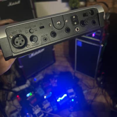 Zoom V3 vocal processor image 2