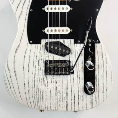 Tom Anderson T Classic Contoured, Swamp Ash Body, SC1 SC1 TF3, 62 Pete, High Gloss White with Black Dog Hair, w/Bag image 6